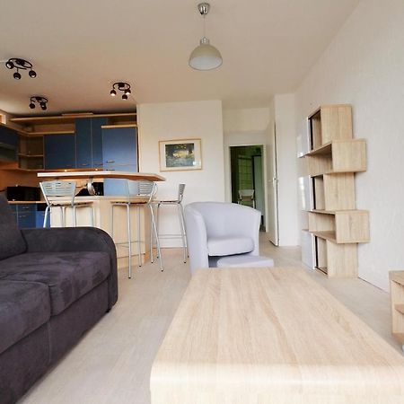 70 M2 Avec Balcons Et Parking Apartment Lille Luaran gambar