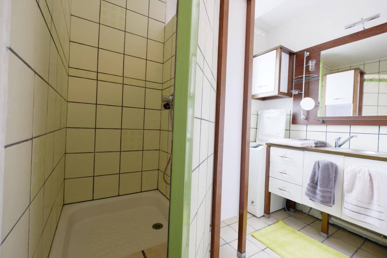 70 M2 Avec Balcons Et Parking Apartment Lille Luaran gambar