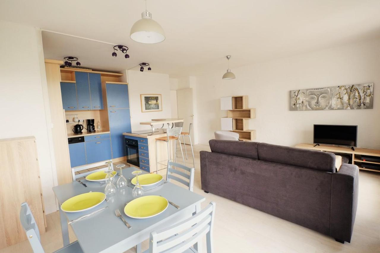 70 M2 Avec Balcons Et Parking Apartment Lille Luaran gambar