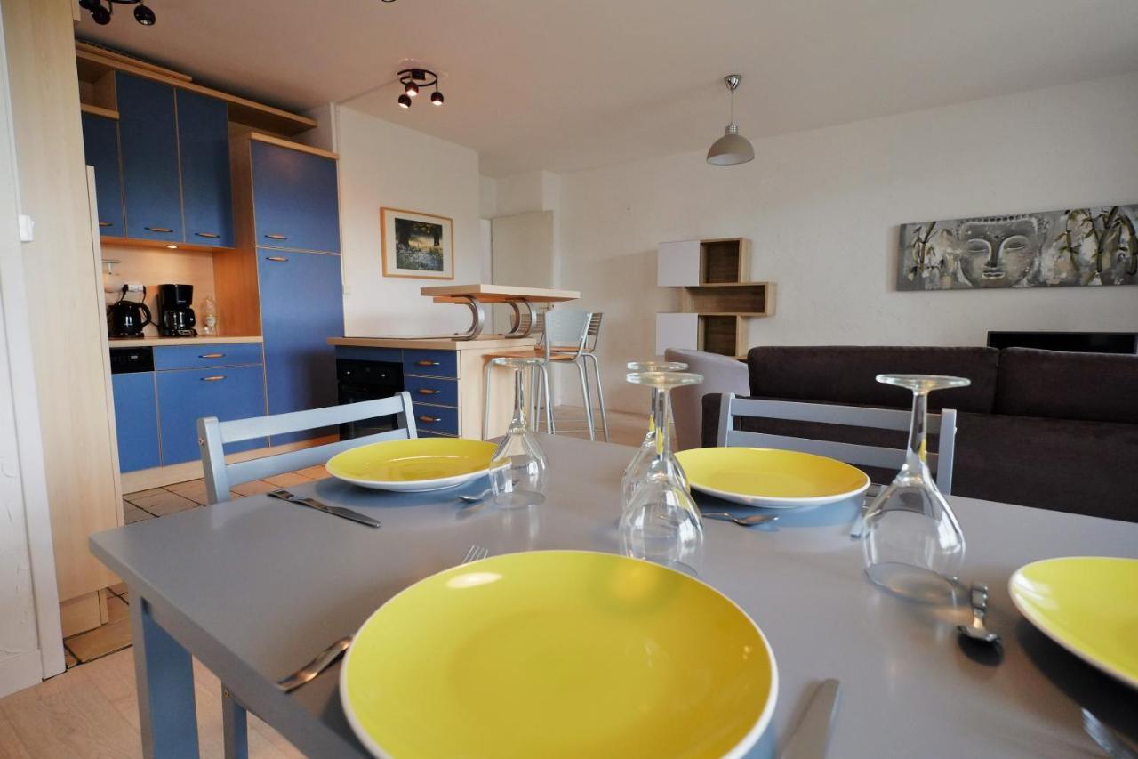 70 M2 Avec Balcons Et Parking Apartment Lille Luaran gambar